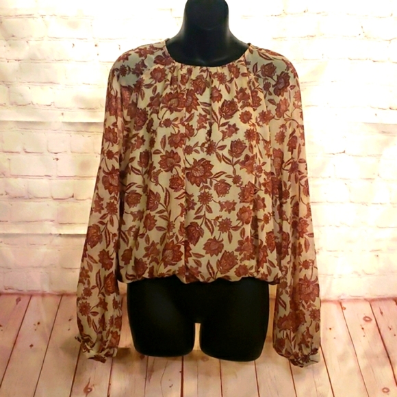 Semi Shear, Semi Lined Cute Floral Blouse - Picture 1 of 5